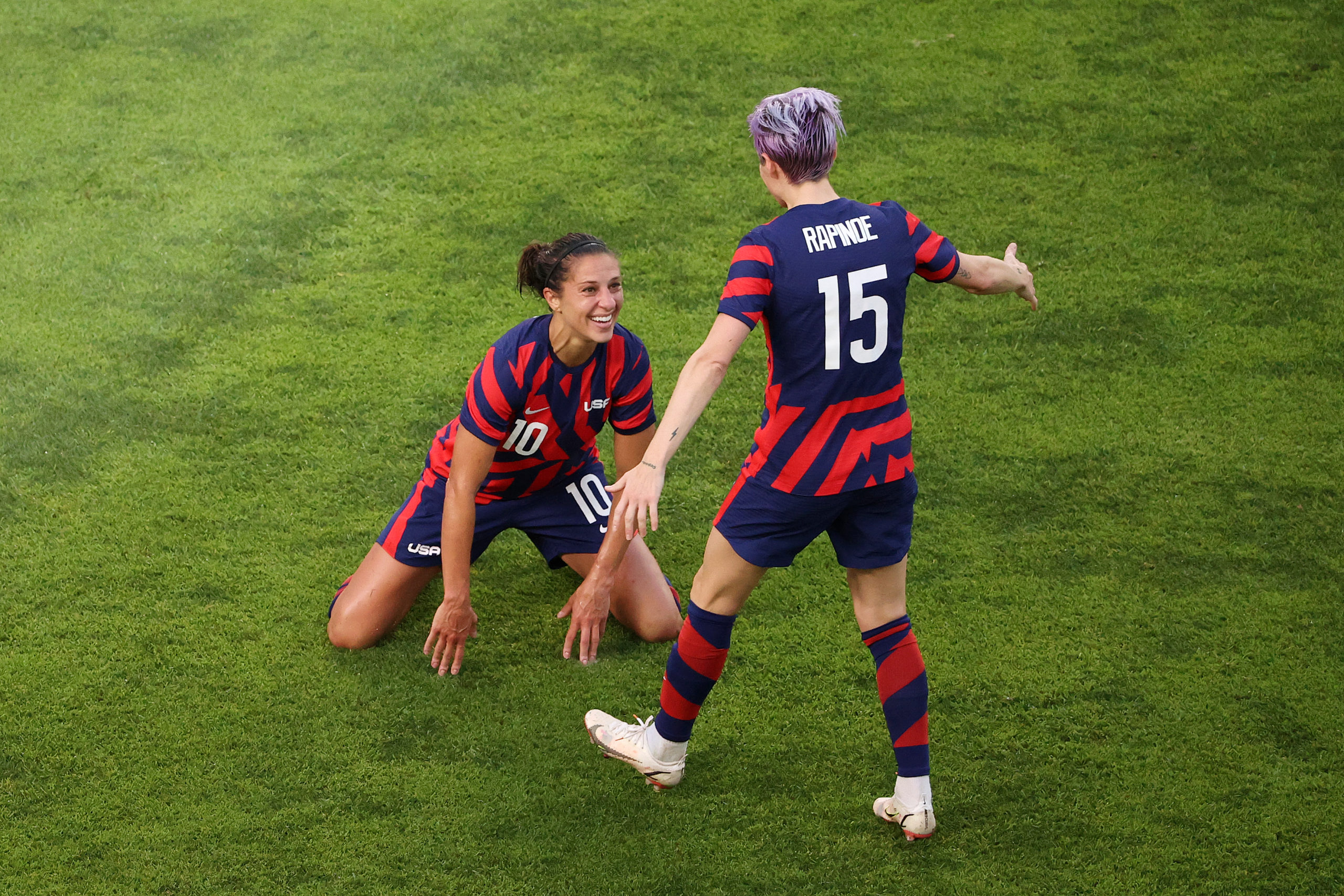 Carli Lloyd denies referring to race or gender in USWNT comments - Just Women's Sports