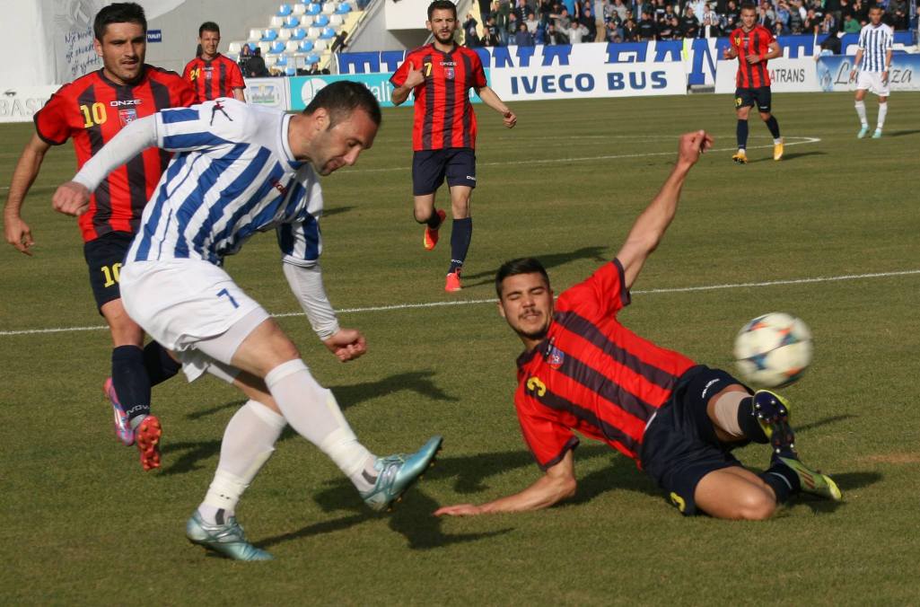 Intervista) Gilman Lika, futbollisti që ka luajtur me të dy ekipet, komenton pragsfiden, Vllaznia-Tirana - Veriu Sport