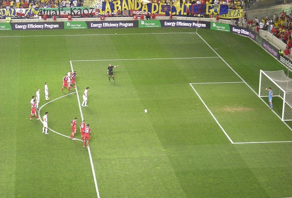 Vòng Cấm Địa Bóng Đá Là Gì? ⚡️ Phạm Lỗi Trong Vòng Cấm Phạt Gì?