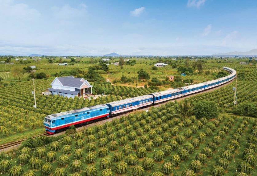 Đi tàu hỏa đến Sài Gòn