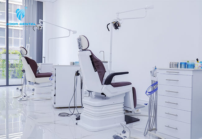 Trang thiết bị dụng cụ cấy ghép răng implant hiện đại