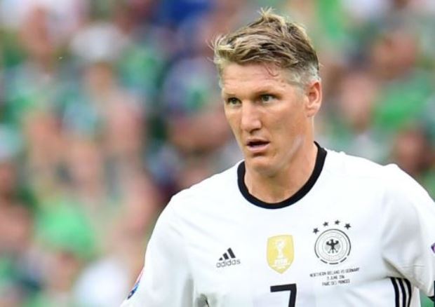 Bastian Schweinsteiger đi vào lịch sử EURO và World Cup | Bóng Đá